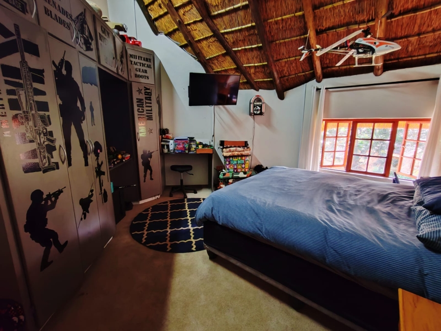 4 Bedroom Property for Sale in Van Der Hoff Park North West